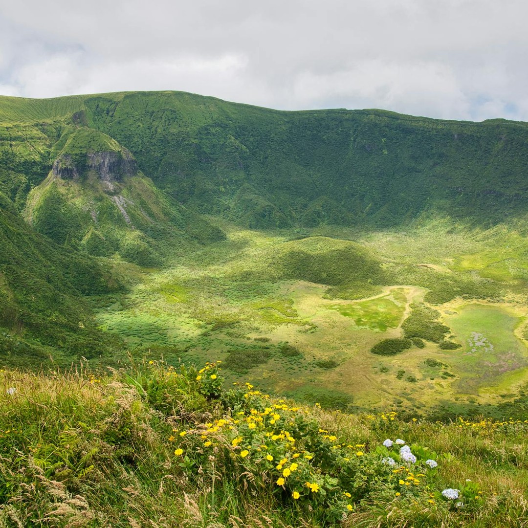 L'archipel des Açores se trouve à la jonction de plusieurs plaques tectoniques.