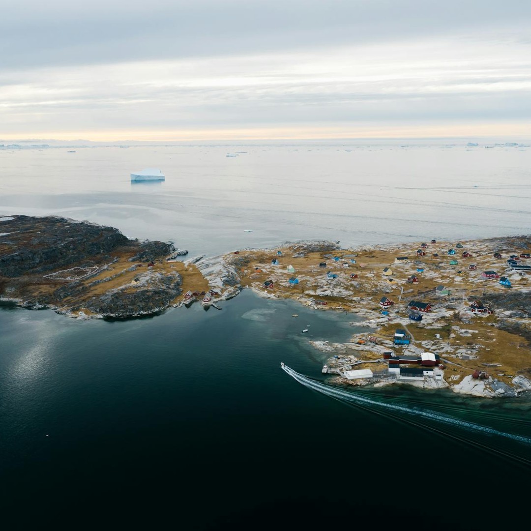 Le Groenland est la plus grande île du monde hors continent australien.