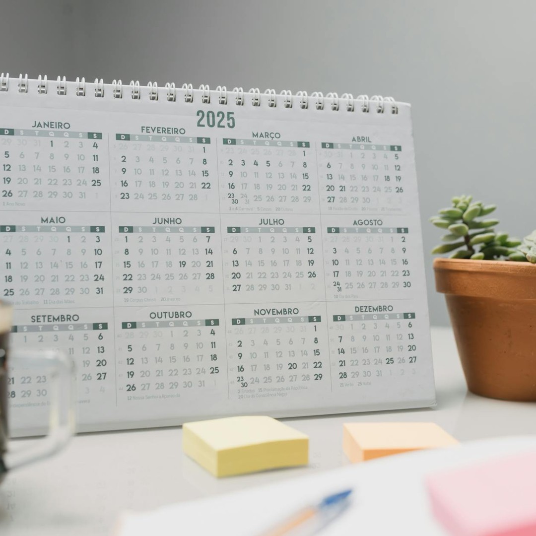Le calendrier grégorien a remplacé progressivement le calendrier julien dans de nombreux pays.