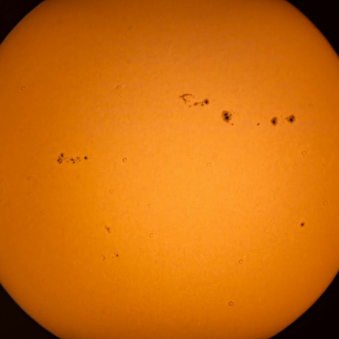 La lumière du soleil qui vous réchauffe a 170 000 ans.