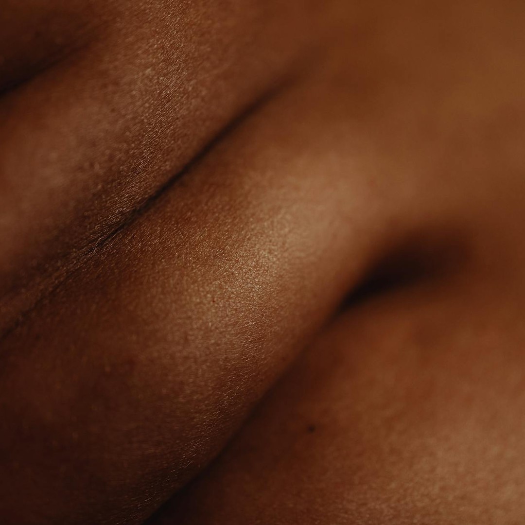 Chaque minute, votre corps perd environ 30 000 à 40 000 cellules de peau morte.