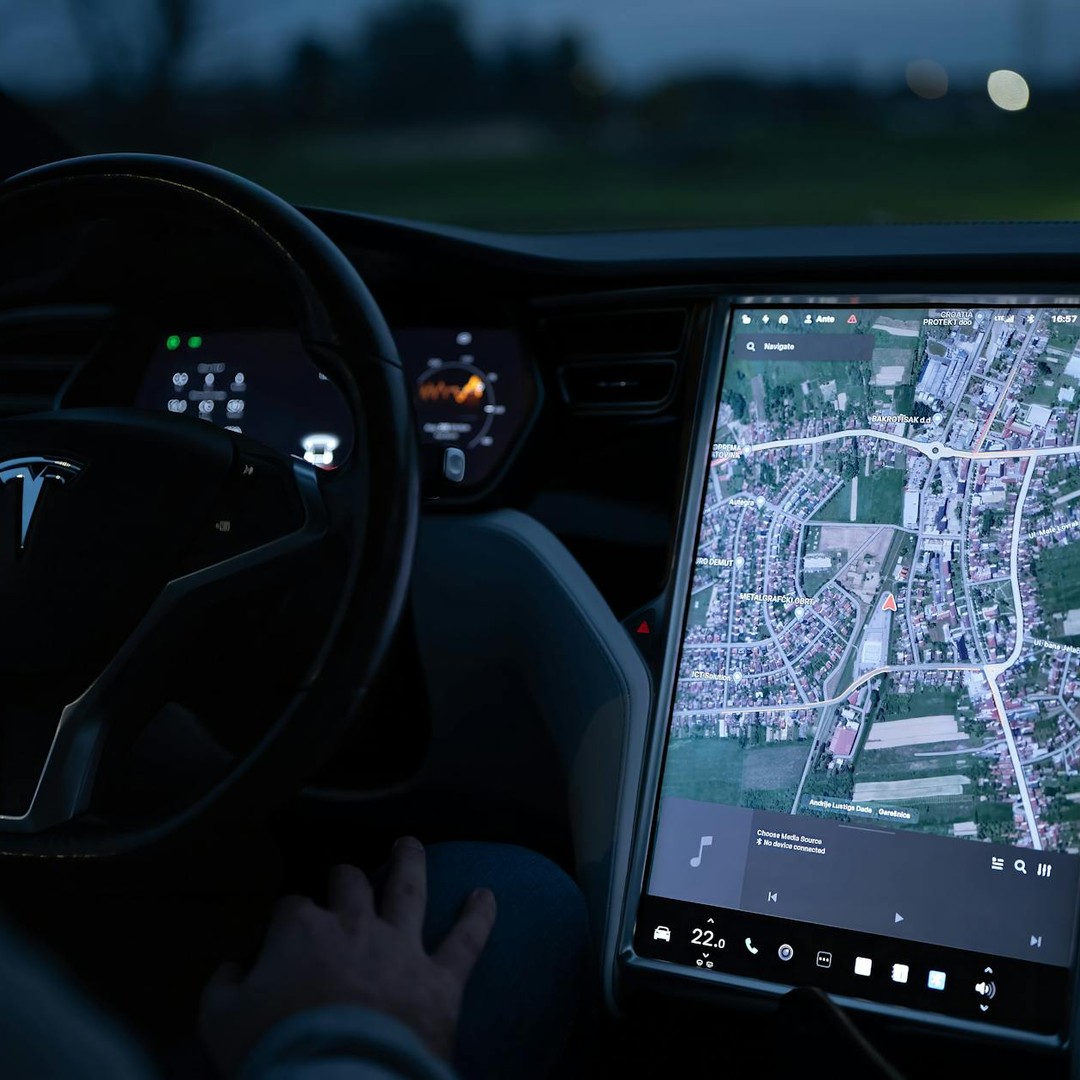 Les voitures autonomes utilisent des capteurs LiDAR pour cartographier leur environnement en 3D.