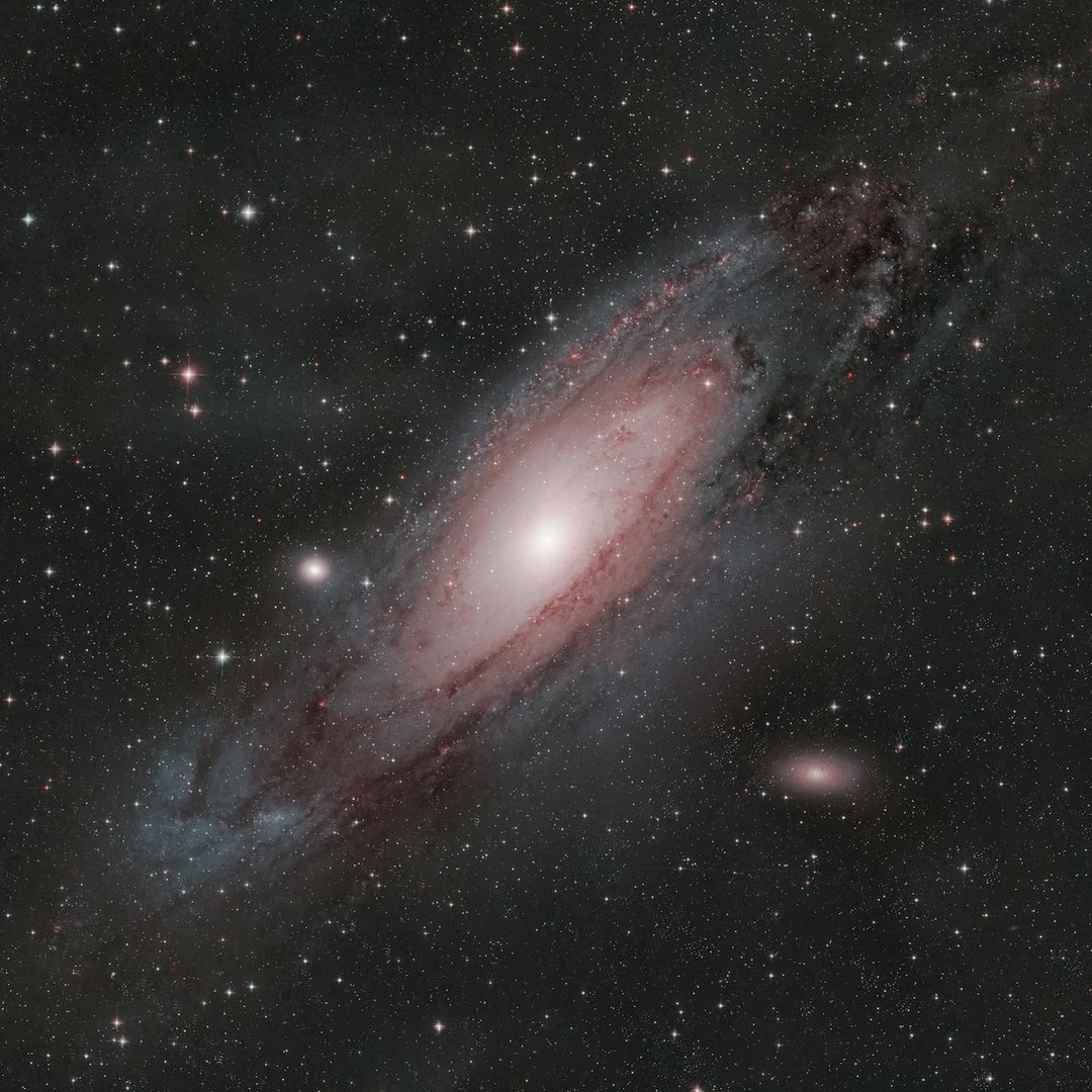 La galaxie d'Andromède est l'objet le plus éloigné visible à l'œil nu depuis la Terre.