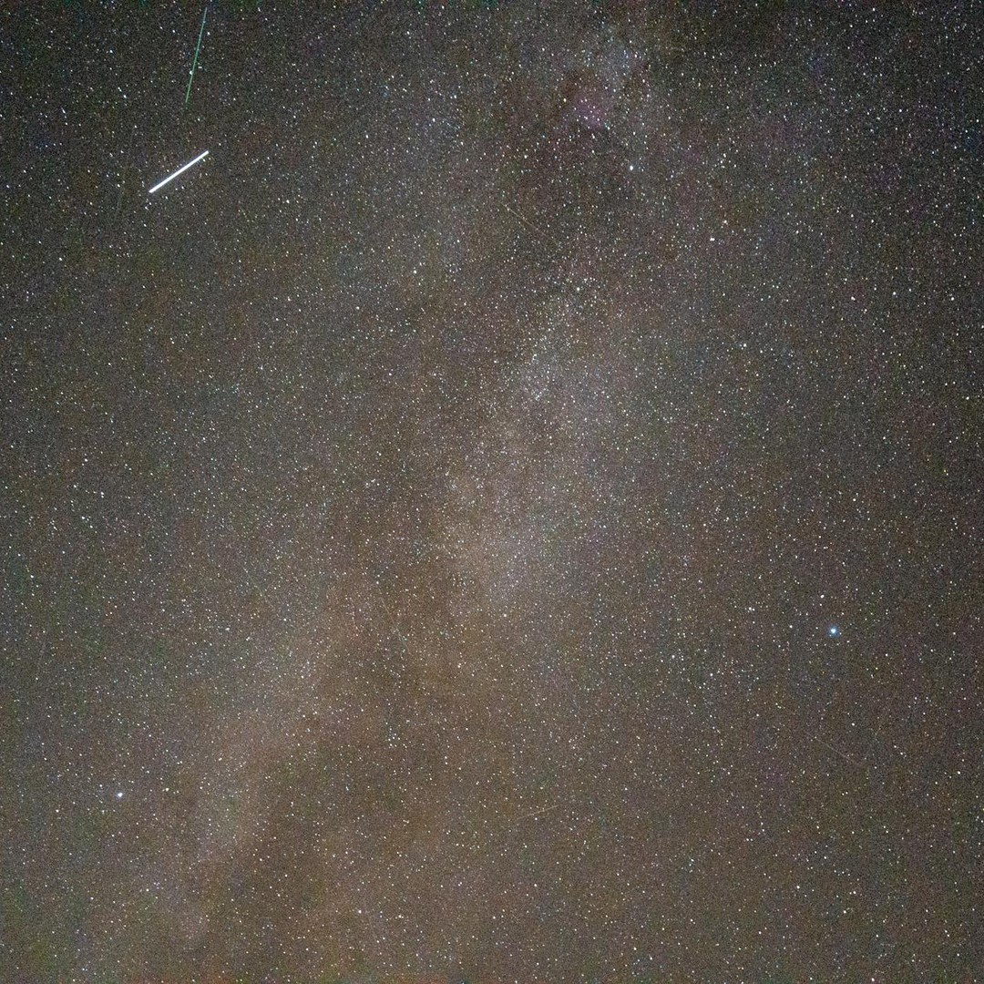 La Voie Lactée contient entre 100 et 400 milliards d'étoiles.