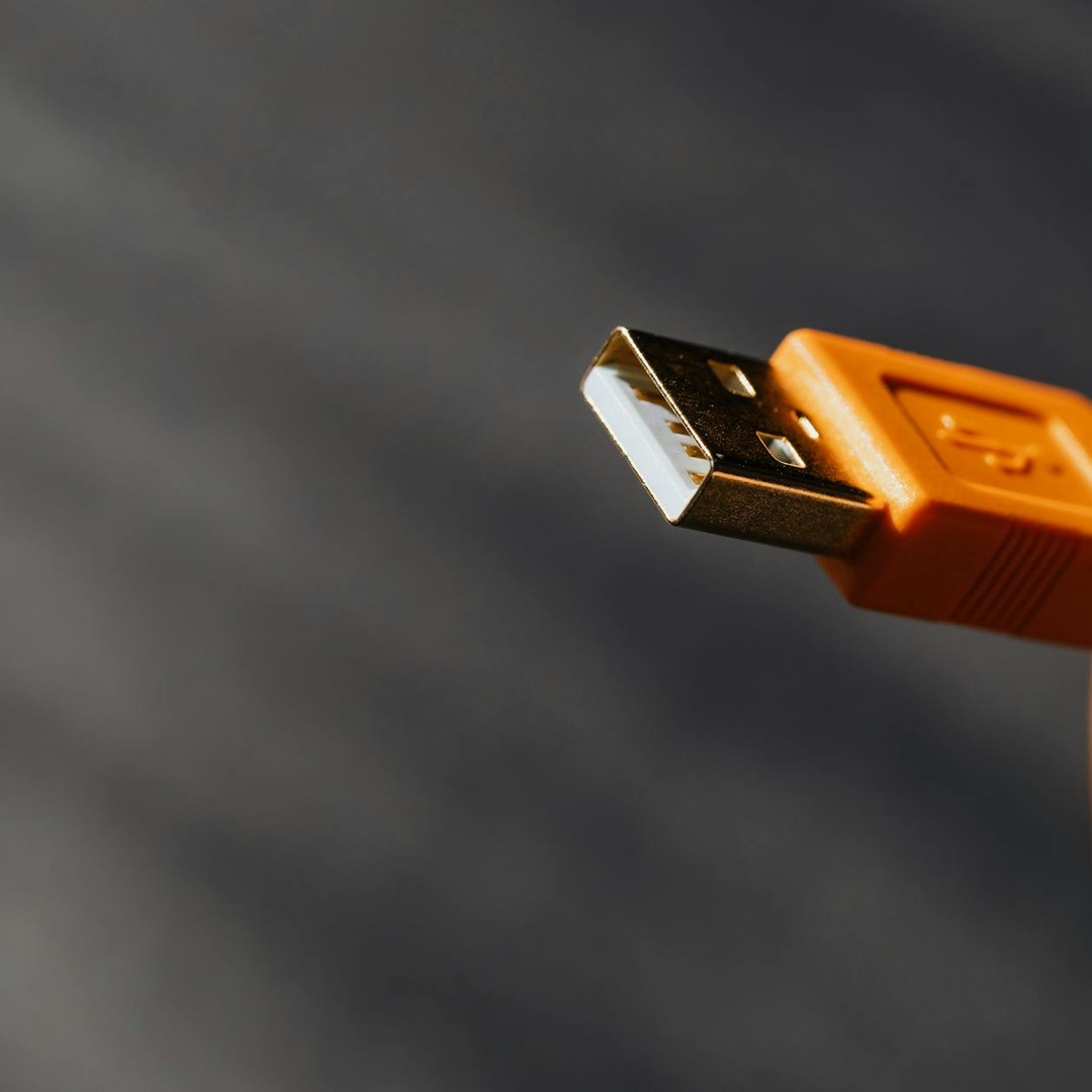Le câble USB a été conçu pour remplacer une jungle de prises incompatibles sur les ordinateurs.