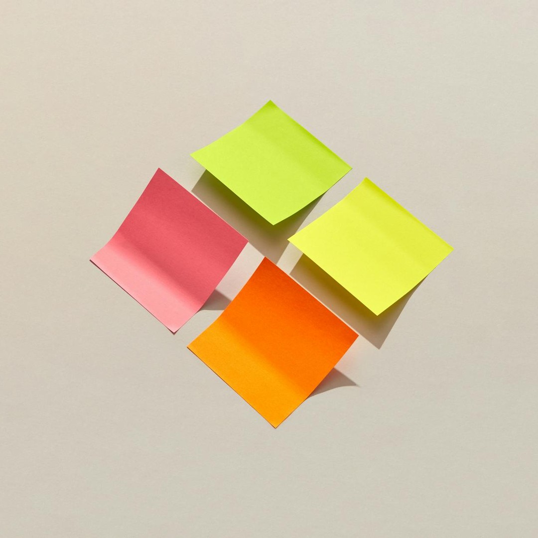 La mémoire de travail peut être saturée par seulement quelques éléments à garder en tête.