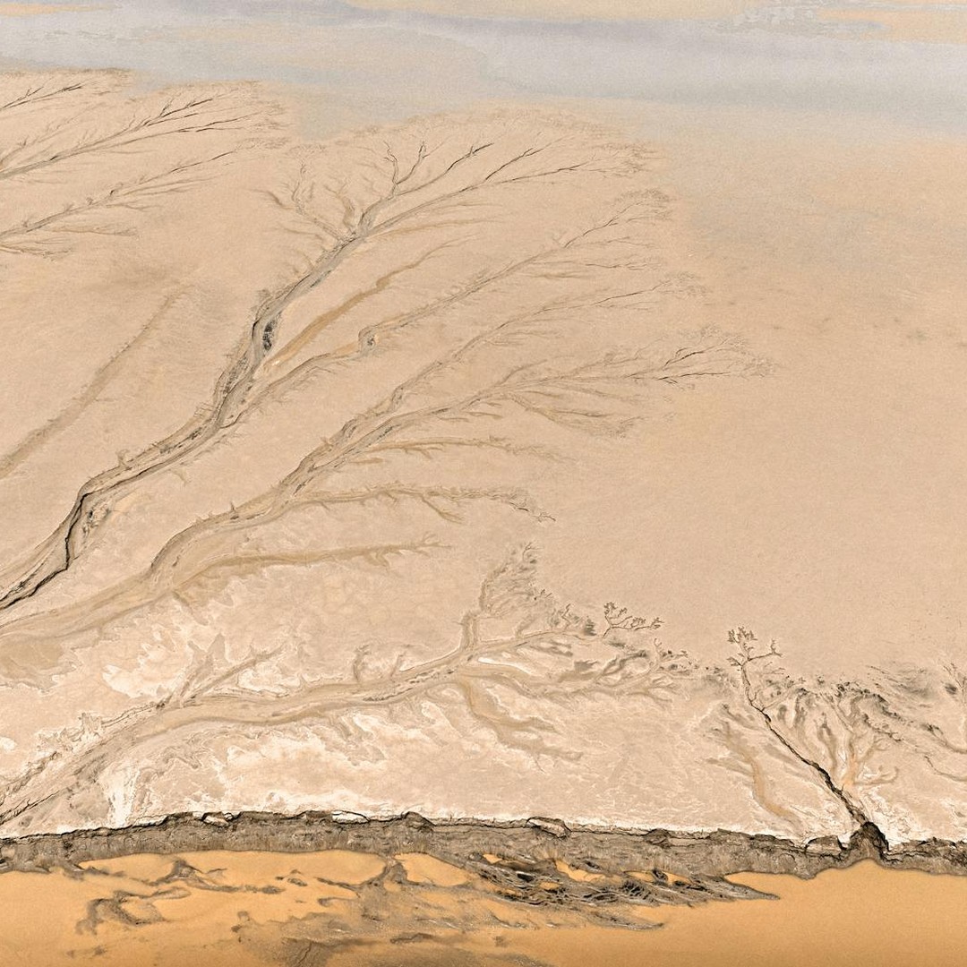 Le delta du Nil avance et recule selon l'équilibre entre les sédiments du fleuve et la mer.