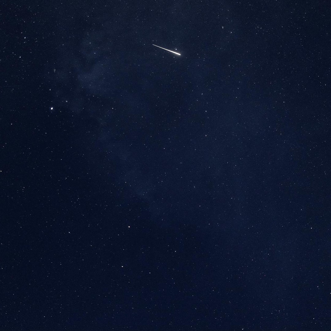 Les étoiles filantes ne sont pas des étoiles, mais de petits grains de poussière.
