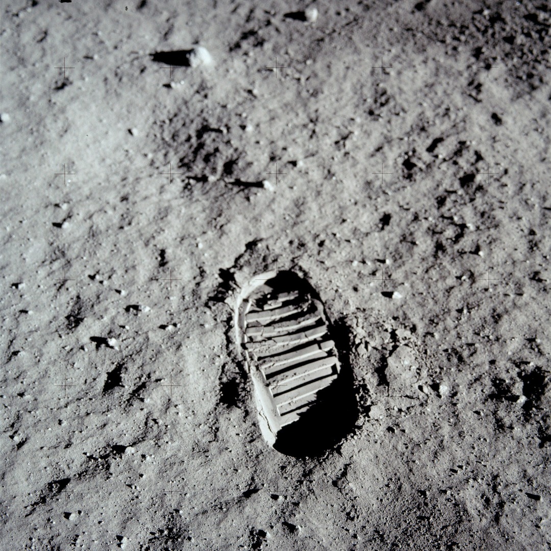 Sur la Lune, les traces d'Apollo ne peuvent pas être effacées par le vent.