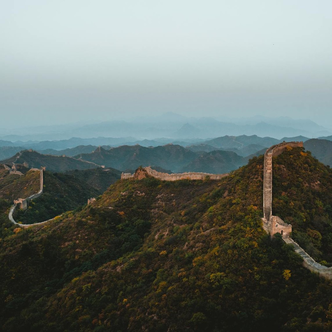 La Grande Muraille de Chine a mis plus de 2 000 ans à être construite.
