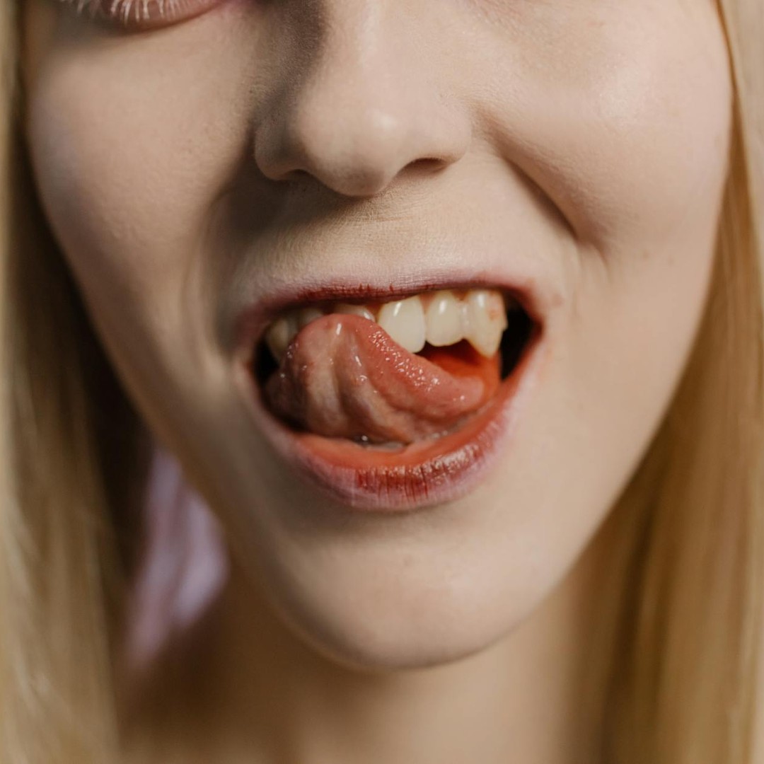 Les humains ont 4 types de papilles gustatives pour 5 saveurs.