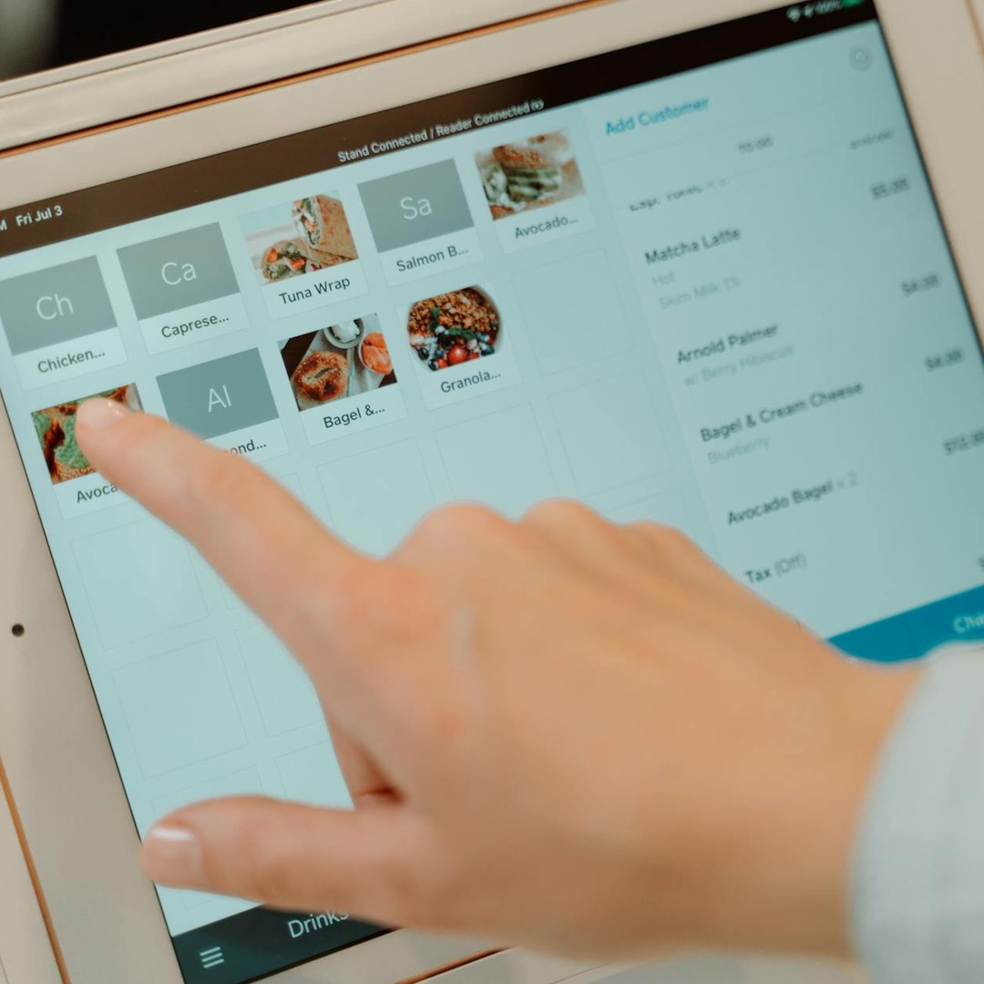 Les écrans tactiles existaient avant les smartphones modernes.