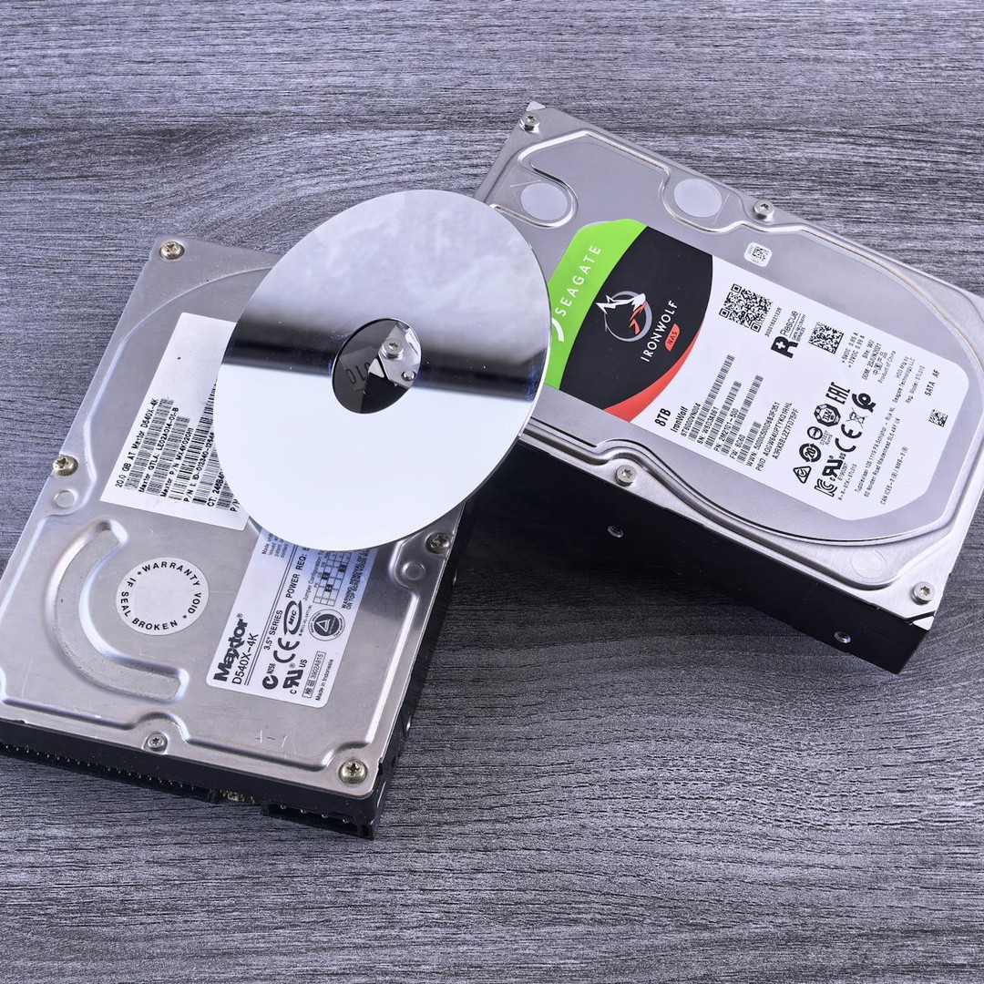 Les premiers disques durs stockaient beaucoup moins qu'une simple photo moderne.