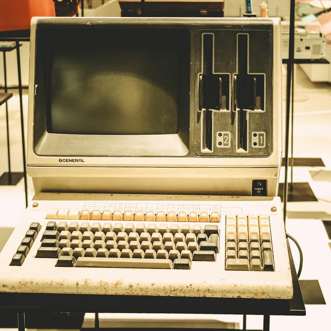 Le premier bug informatique documenté était un vrai papillon coincé dans une machine.